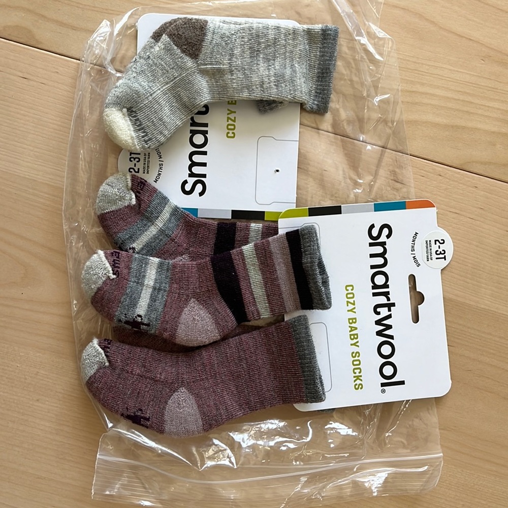 Smart wool baby socks